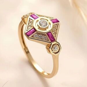 Elegant Gold and Pink Geometric Ring